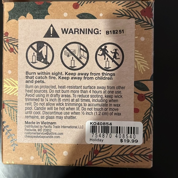 NWT Cinnamon Spice candle by Chesapeake Bay Candle. 7.8 oz. - Picture 6 of 7